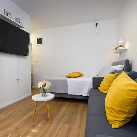 Central Park Split Studio Apartment Apartment *