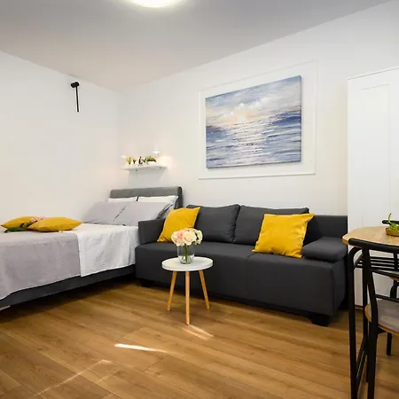 Apartment Central Park Split Studio Apartment Split